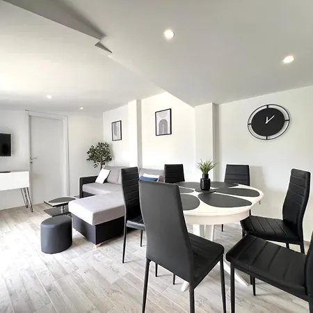 Mareazzuro App Apartmán *