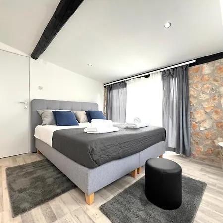 Mareazzuro App Apartmán *